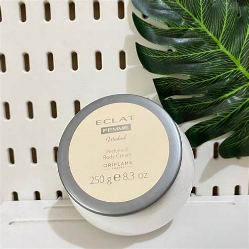 Eclat Femme Weekend Perfumed Body Cream/EDT